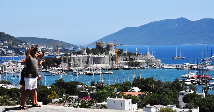 Bodrum bayramda nüfusunun 5 katı turist ağırladı - Son ...